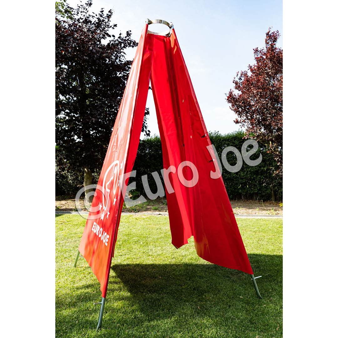 Foldable blind with open back